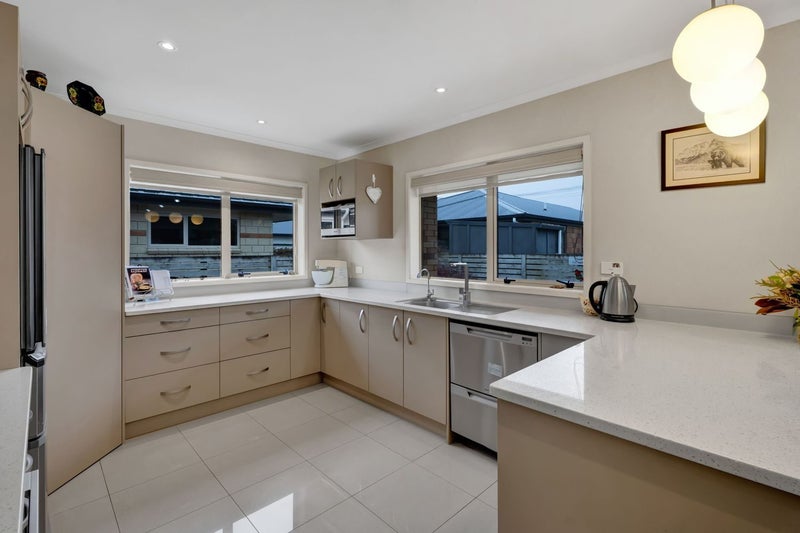 26 Princes Street, Hawera - Carousel 2