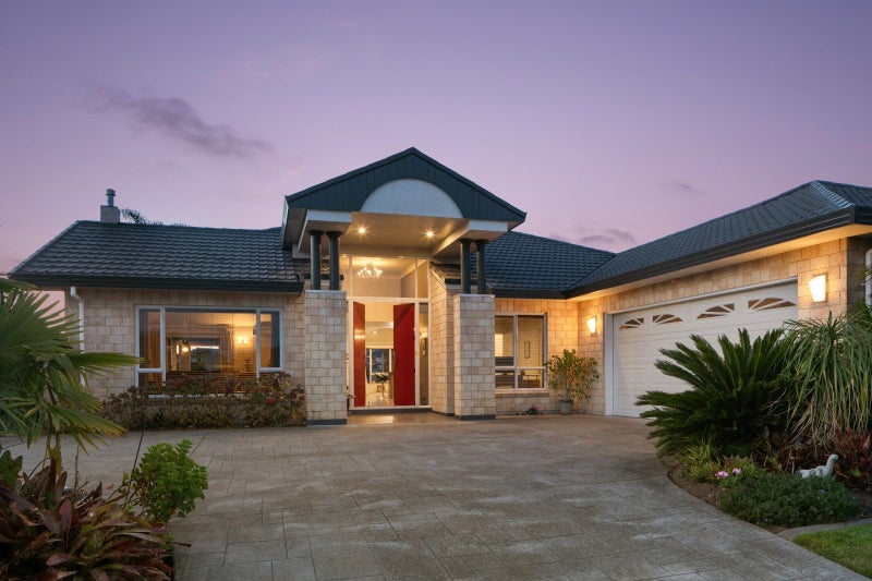 95 Potae Avenue, Lytton West, Gisborne - Carousel 1