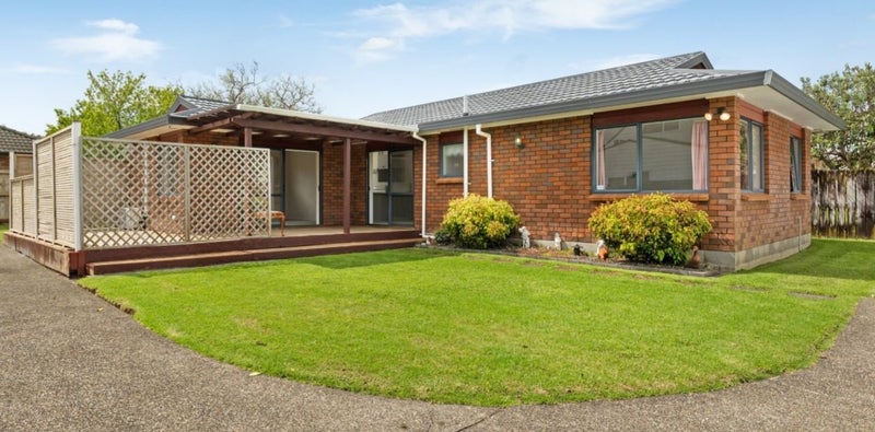 2/49 Shirley Avenue, Papakura, Papakura - Carousel 2
