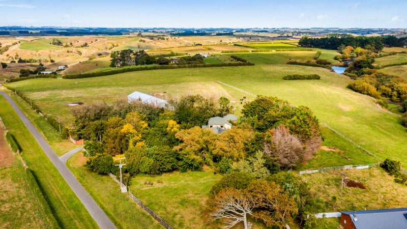 88 Makowhai Road, Hawera - Carousel 40