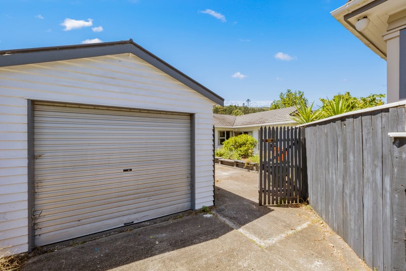 2/223 Stokes Valley Road, Stokes Valley, Lower Hutt - Carousel 16