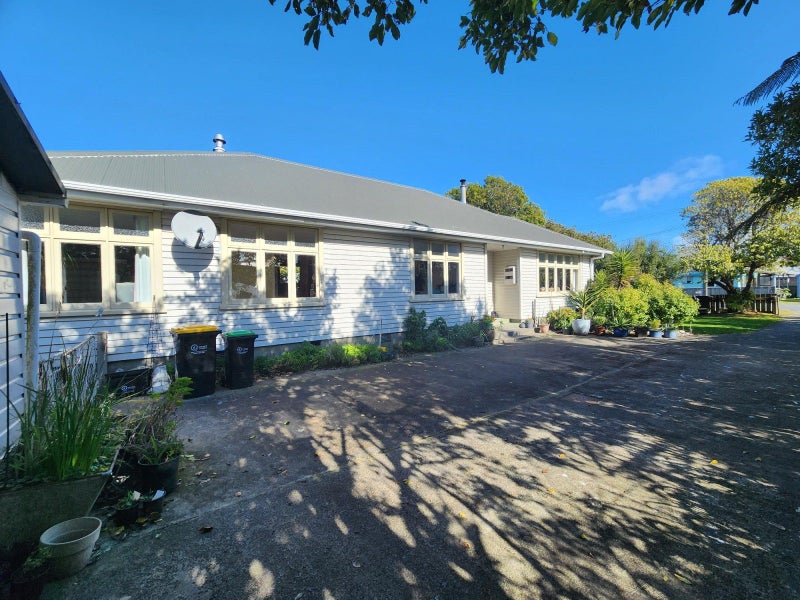 31B Peel Street, Westport, Westport - Carousel 17