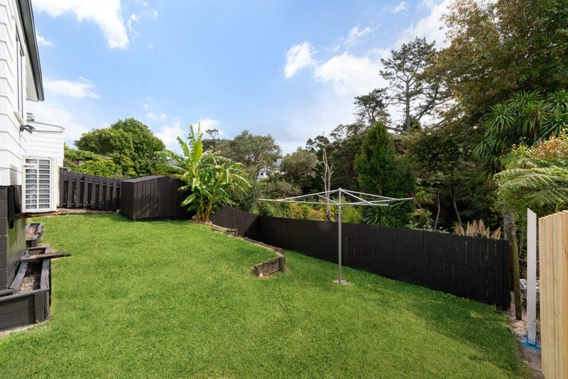 68 Helena Street, Massey, Auckland - Carousel 22