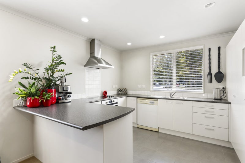 5 Marengo Parkway, Takanini, Auckland - Carousel 2
