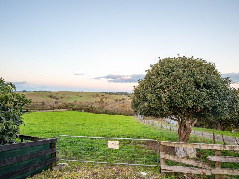 46D Lockerbie Lane, Whatawhata, Hamilton - Carousel 2