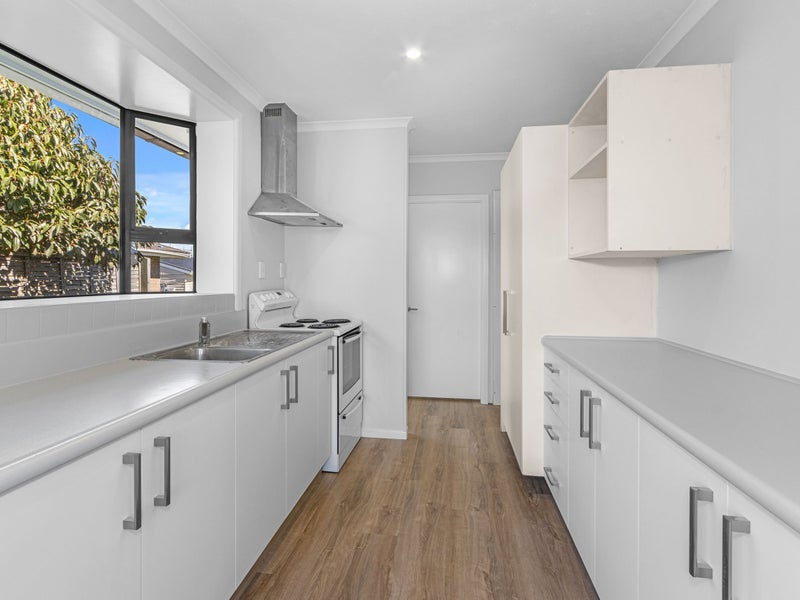 5 Lamorna Road, Parklands, Christchurch - Carousel 2