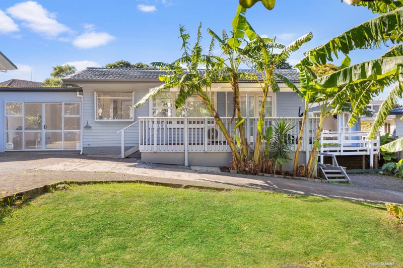 1/7 Flaxdale Street, Birkdale, Auckland - Carousel 1