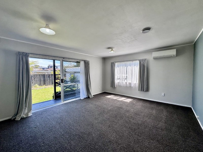 2/6 Short Street, Papakura, Auckland - Carousel 2