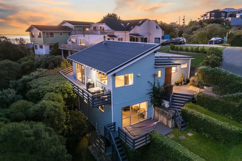 Property Valuation for 22 Gordon Road, Plimmerton, Porirua Trade Me Property Trade Me Property