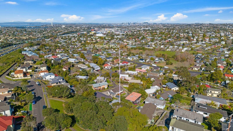 2/18 Atlantis Place, Tōtara Vale, Auckland - Carousel 24