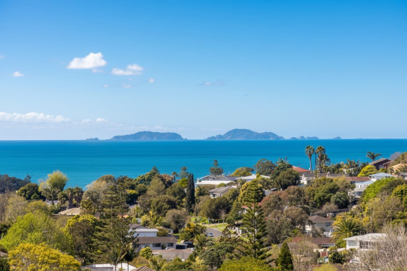 156 Weatherly Road, Torbay, Auckland - Carousel 2