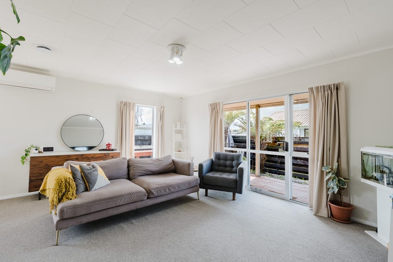 4 Beadle Place, St Andrews, Hamilton - Carousel 2