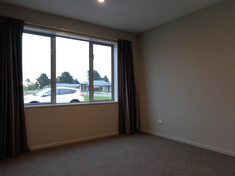 23 Rossall Crescent, Rolleston, Rolleston - Carousel 9