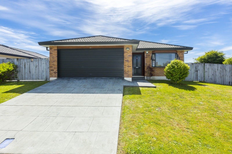 30 Tararua Street, Trentham, Upper Hutt - Carousel 1