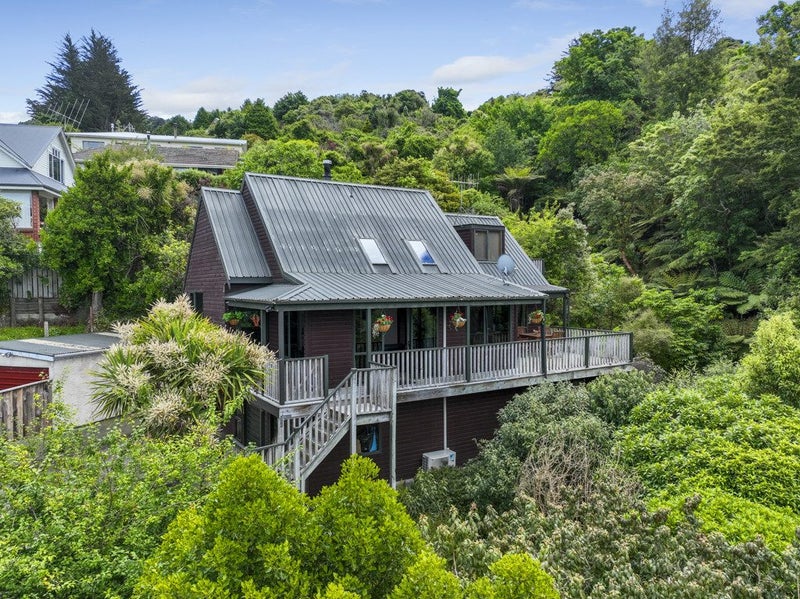 12 Tui Street, Saint Leonards, Dunedin - Carousel 1