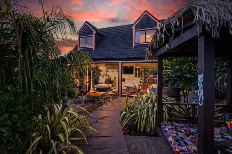 27 Chums Road, Paraparaumu Beach, Paraparaumu - Carousel 1