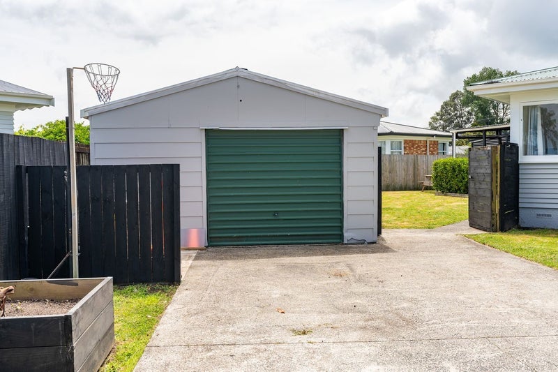 21 Jeanette Street, Glenview, Hamilton - Carousel 20