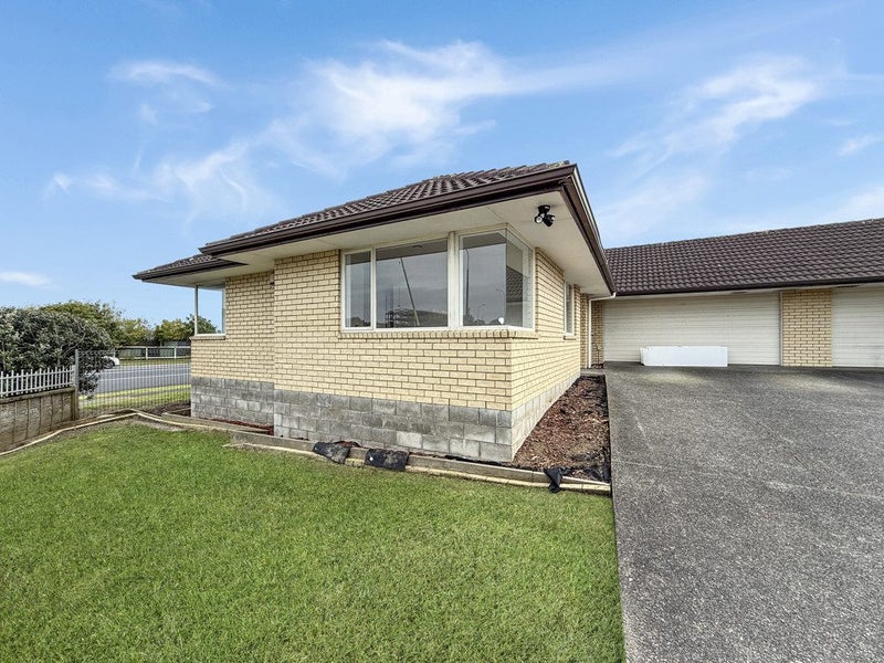 2 Carrick Glen Avenue, Flat Bush, Auckland - Carousel 2