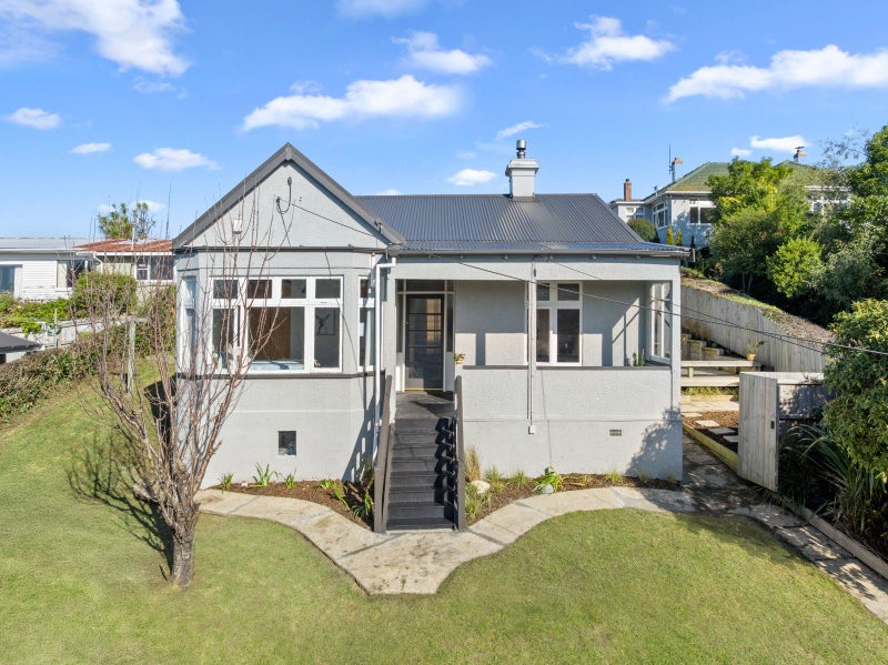 8 Kevin Street, Mornington, Dunedin - Carousel 1