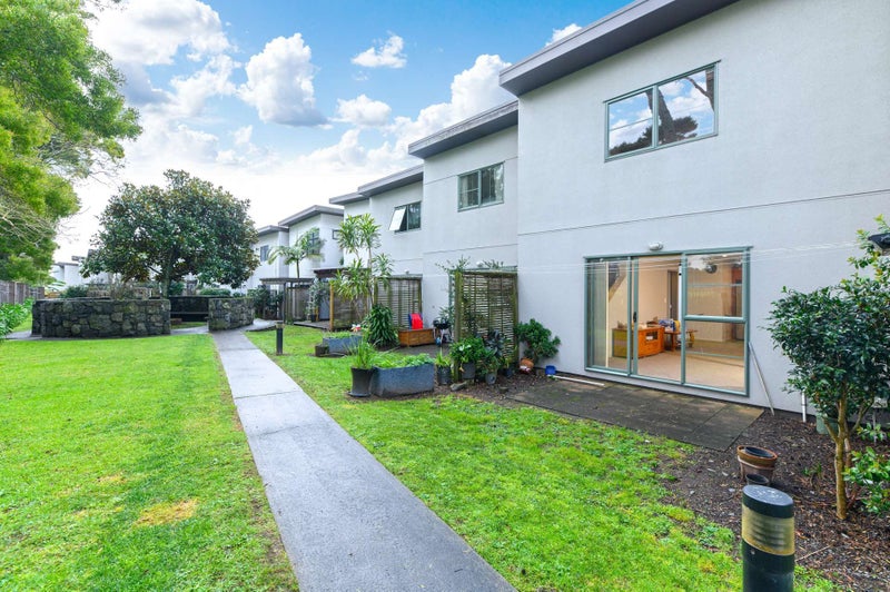 46/42 Holly Street, Avondale, Auckland City, Auckland - Carousel 1