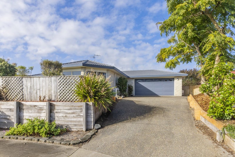 34 Monarch Place, Paraparaumu Beach, Paraparaumu - Carousel 1