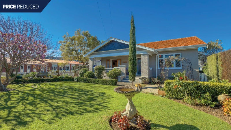 122 Queen Street, Thames, Thames - Carousel 1