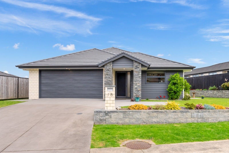 18 Sycamore Drive, Kamo, Whangarei - Carousel 2