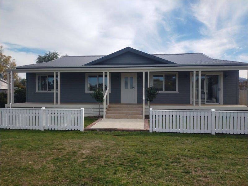 8 Augustus Street, Carterton, Carterton - Carousel 1