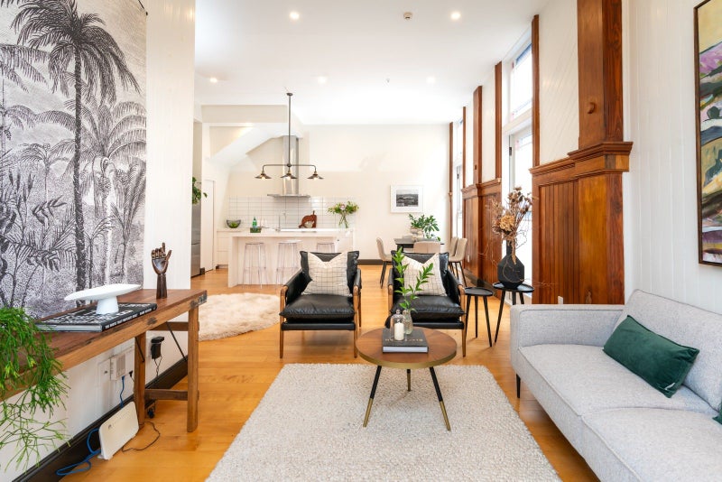 2/235 Adelaide RD, NEWTOWN, WELLINGTON - Carousel 1