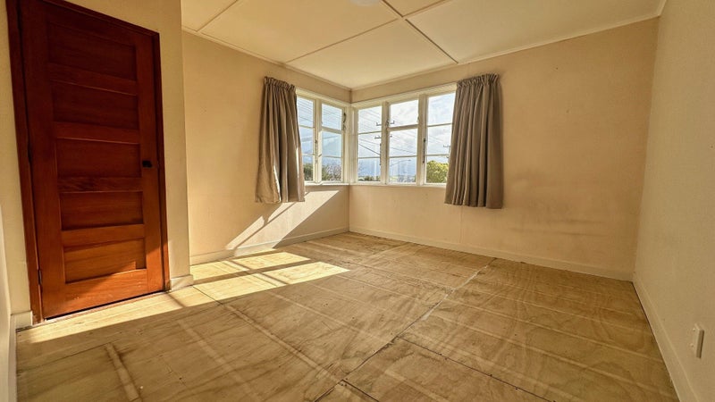 4 Gormack Street, Balclutha - Carousel 13