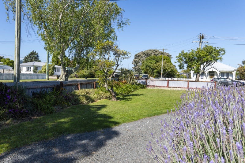 3 Haldane Street, Elgin, Gisborne - Carousel 2