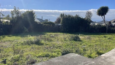 42C Waihi Road, Hawera - Carousel 1