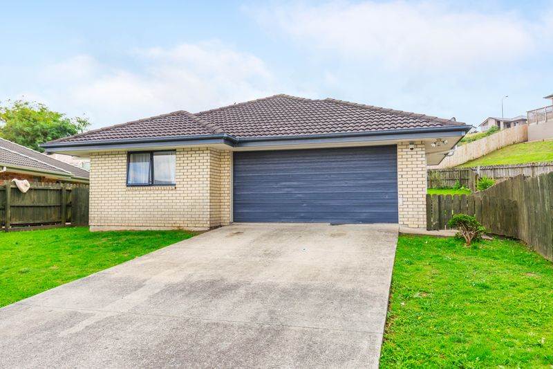 12 Yarrow Lane, Papakura, Papakura - Carousel 1