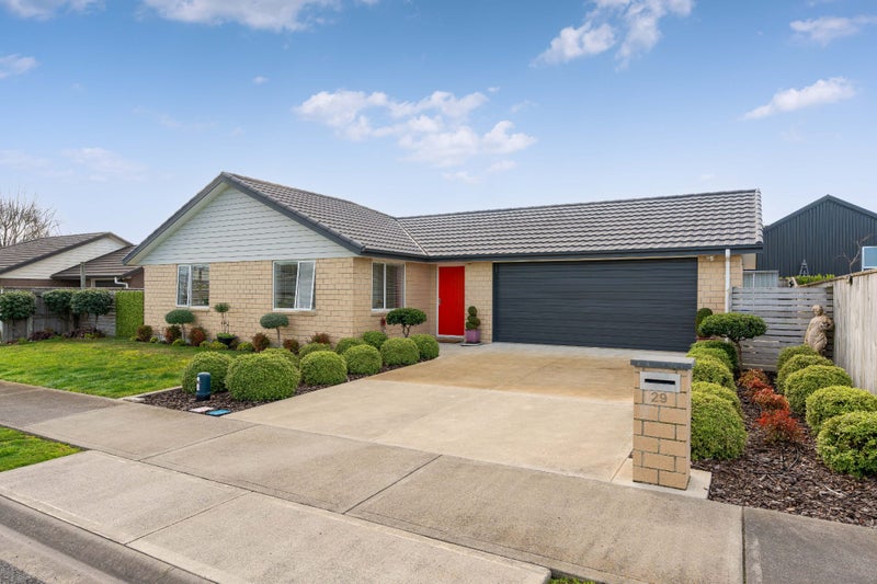 29 Tarata Grove, Lansdowne, Masterton - Carousel 1