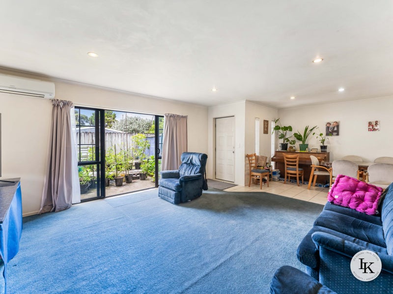 224C Buckland Road, Mangere East, Auckland - Carousel 2