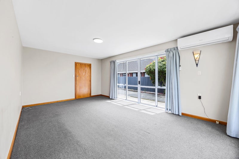 33 Skerten Avenue, Hornby, Christchurch - Carousel 2