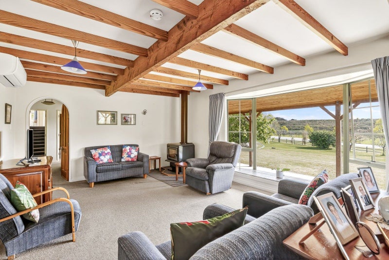 39 Domain Road, Bannockburn, Cromwell - Carousel 2