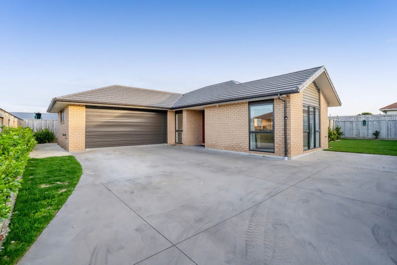 10A Wilton Street, Westown, New Plymouth - Carousel 1