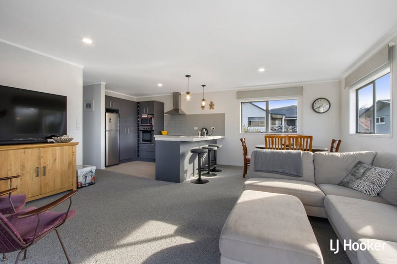 4B Dillon Street, Waihi Beach, Waihi Beach - Carousel 1