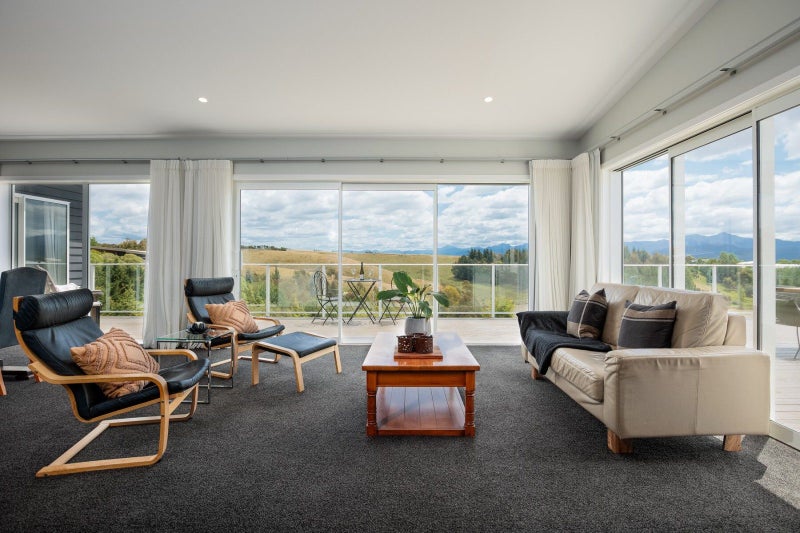 5 Ridgetop Rise, Blenheim - Carousel 2