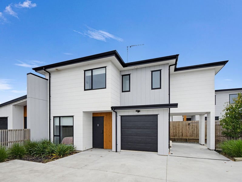 1/8 Crest Rise, Flagstaff, Hamilton - Carousel 1