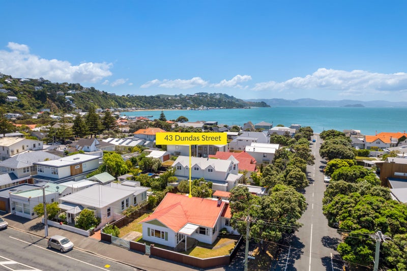43 Dundas Street, Seatoun, Wellington - Carousel 1