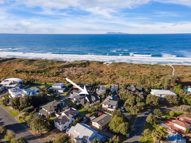 3A Tuhua Place, Bowentown, Waihi Beach - Carousel 1