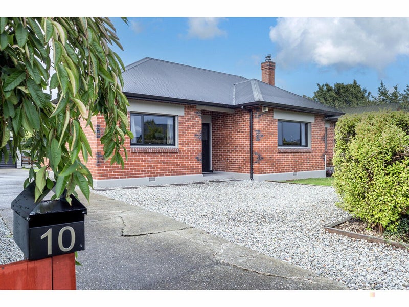 10 Chaucer Street, Highfield, Timaru - Carousel 1