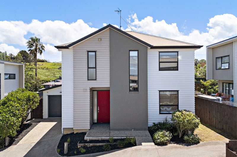 45E Apirana Avenue, Glen Innes, Auckland - Carousel 1