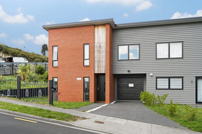 1 Oku Close, Hillcrest, Hamilton - Carousel 1