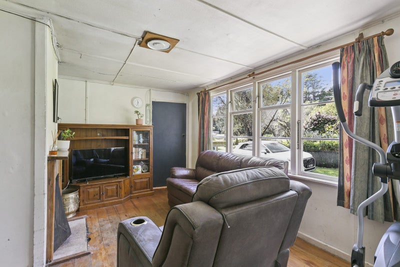 1066 Coast Road, Wainuiomata Coast, Wainuiomata - Carousel 1