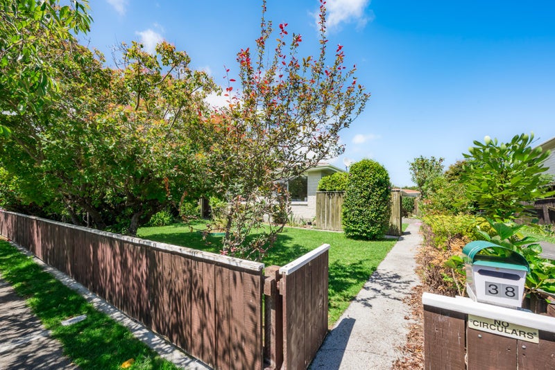 38 Matai Street, Waikanae, Waikanae - Carousel 23