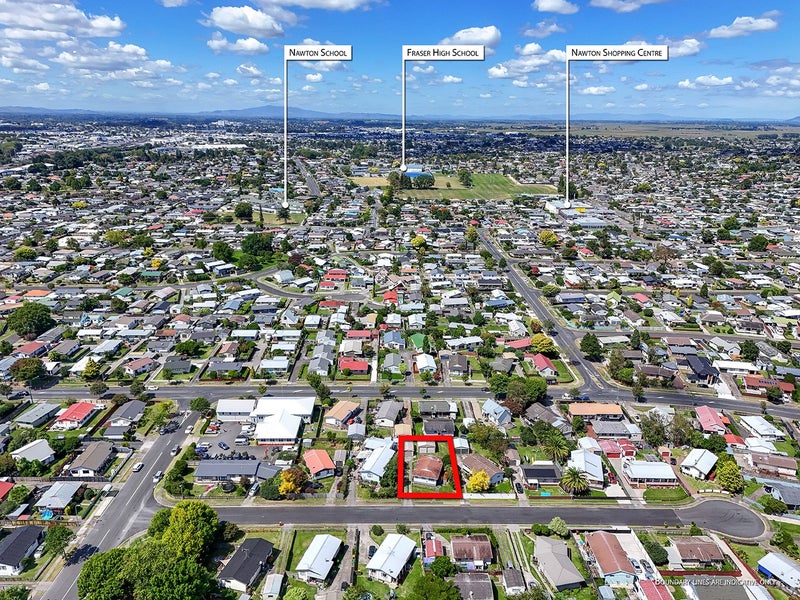 9 Aintree Street, Nawton, Hamilton - Carousel 25