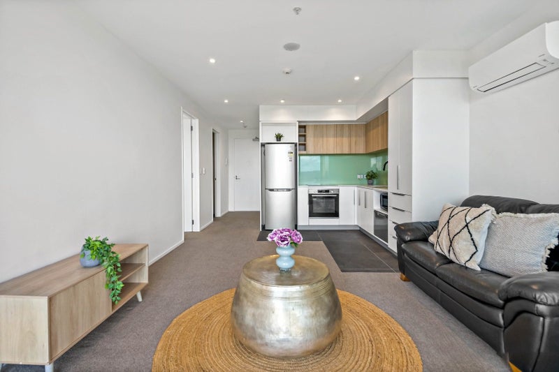 1004/1 Buscomb Avenue, Henderson, Auckland - Carousel 2